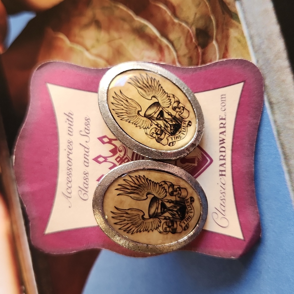 CLASSIC HARDWARE cufflinks